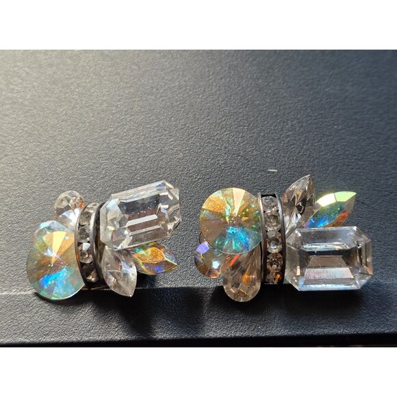 Vintage Aurora Borealis Rhinestone Clip-On Earrings 1.5" - Picture 8 of 9